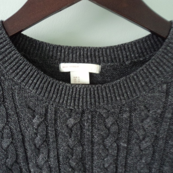H&M Grey Cable-Knit Sweater - Picture 3 of 3